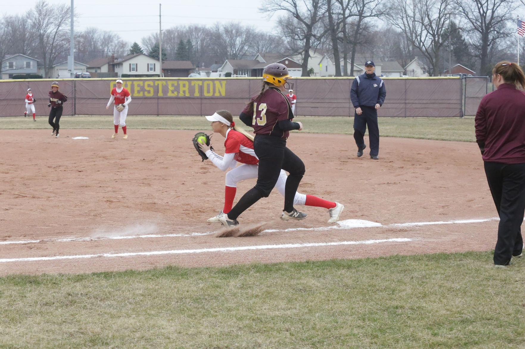 Gallery Bulldogs vs Trojans in softball